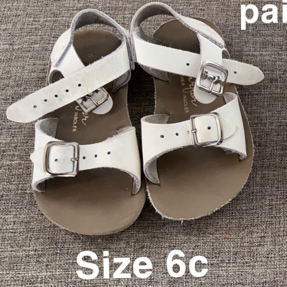 White Sunsans